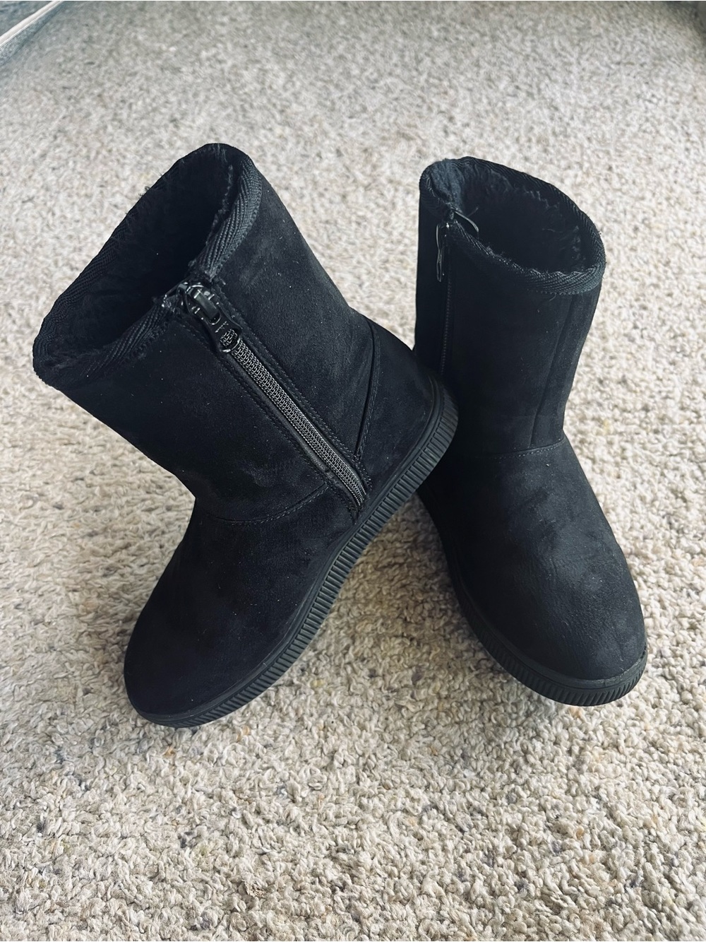 Cat & Jack Girls Arlo Black Boots - Size 13